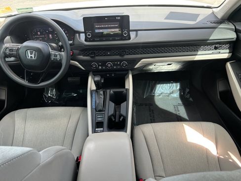 Certified 2023 Honda Accord LX image 17