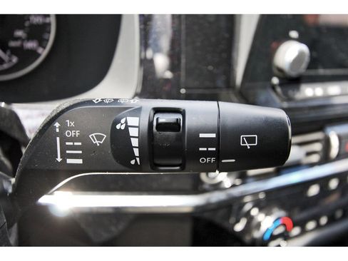 Used 2024 Nissan Pathfinder Rock Creek AWD/4WD image 12