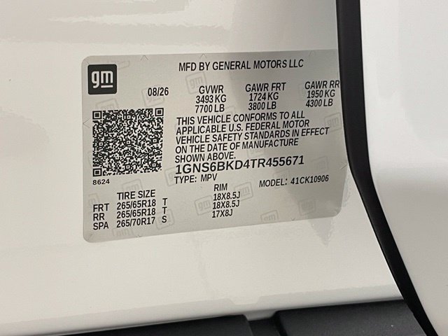 New 2026 Chevrolet Suburban LS w/ Max Trailering Package AWD/4WD image 23