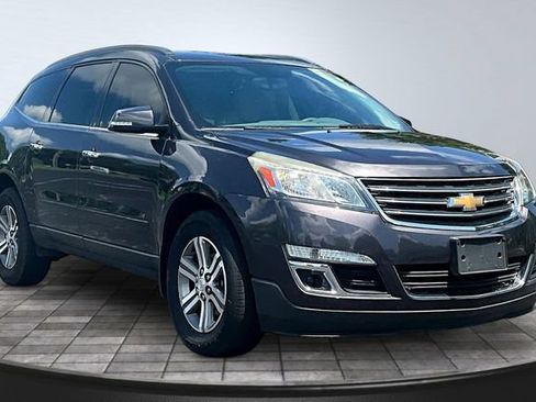 Used 2016 Chevrolet Traverse LT FWD image 3