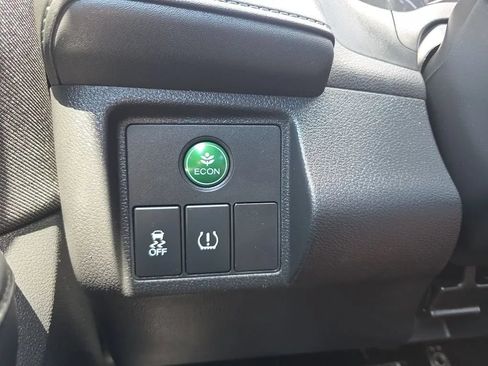 Used 2019 Honda HR-V Sport image 24