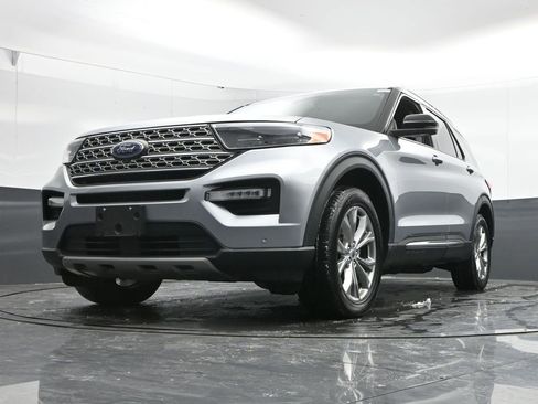 Used 2022 Ford Explorer Limited w/ Equipment Group 301A image 51
