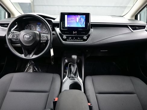 Used 2025 Toyota Corolla LE FWD image 16