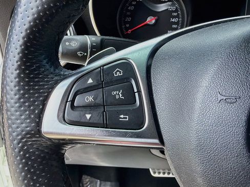 Used 2018 Mercedes-Benz GLC 300 4MATIC Coupe image 37