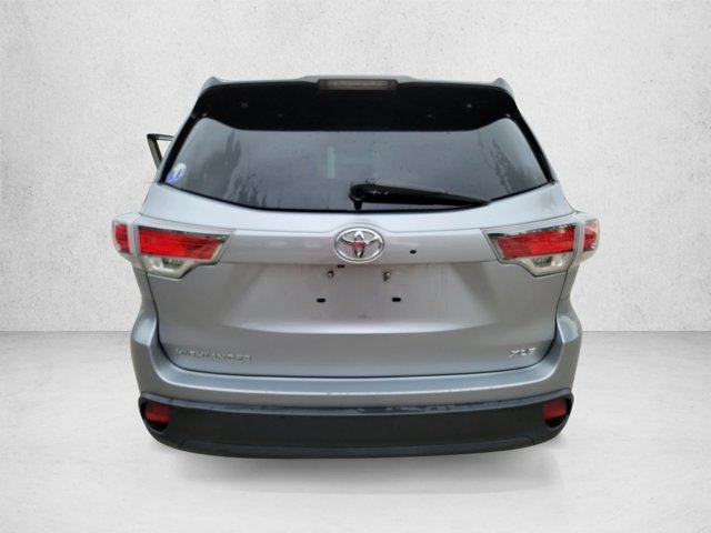 Used 2015 Toyota Highlander XLE FWD image 6