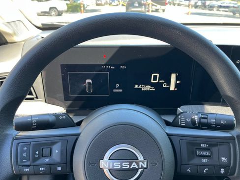 Used 2026 Nissan Kicks SV w/ Cold Weather Package AWD/4WD image 27