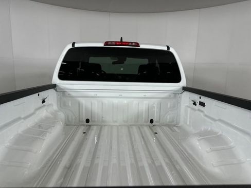 Used 2024 Nissan Frontier S w/ Technology Package image 26