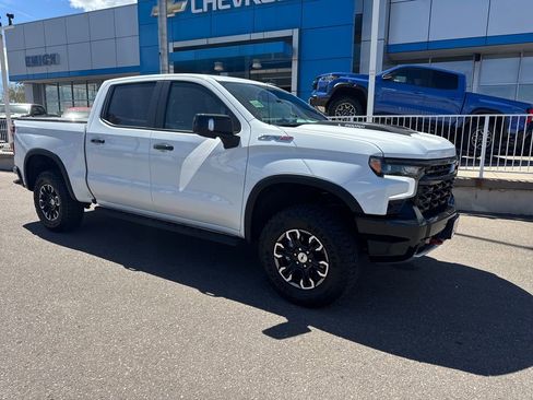 Used 2024 Chevrolet Silverado 1500 ZR2 image 7