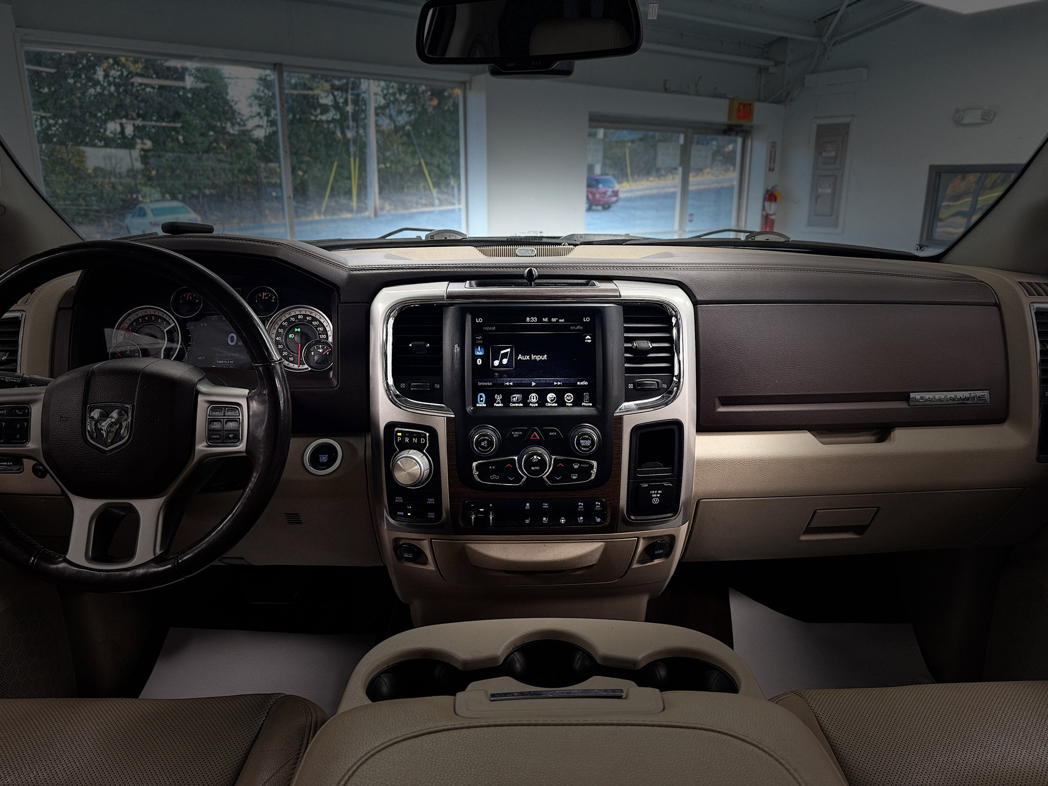 Used 2017 RAM 1500 Laramie w/ Convenience Group AWD/4WD image 19