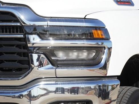 Used 2025 Toyota Tundra Platinum image 21