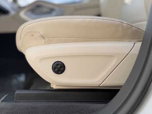 Used 2020 Mercedes-Benz GLE 350 image 26