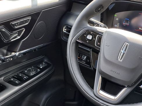 New 2025 Lincoln Corsair Reserve w/ Jet Appearance Package image 20