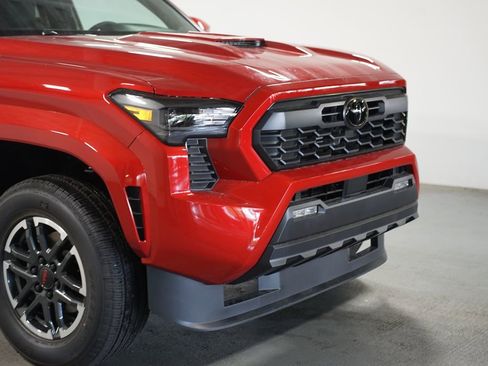 New 2026 Toyota Tacoma TRD Sport RWD image 4