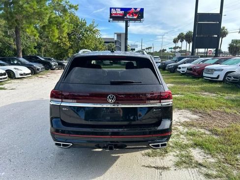 Used 2024 Volkswagen Atlas SEL Premium R-Line AWD/4WD image 19