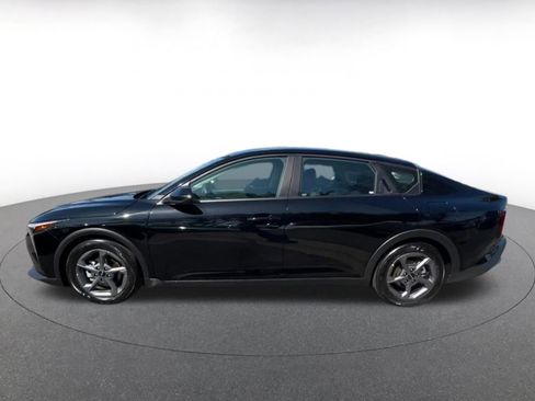 Used 2025 Kia K4 FWD image 9