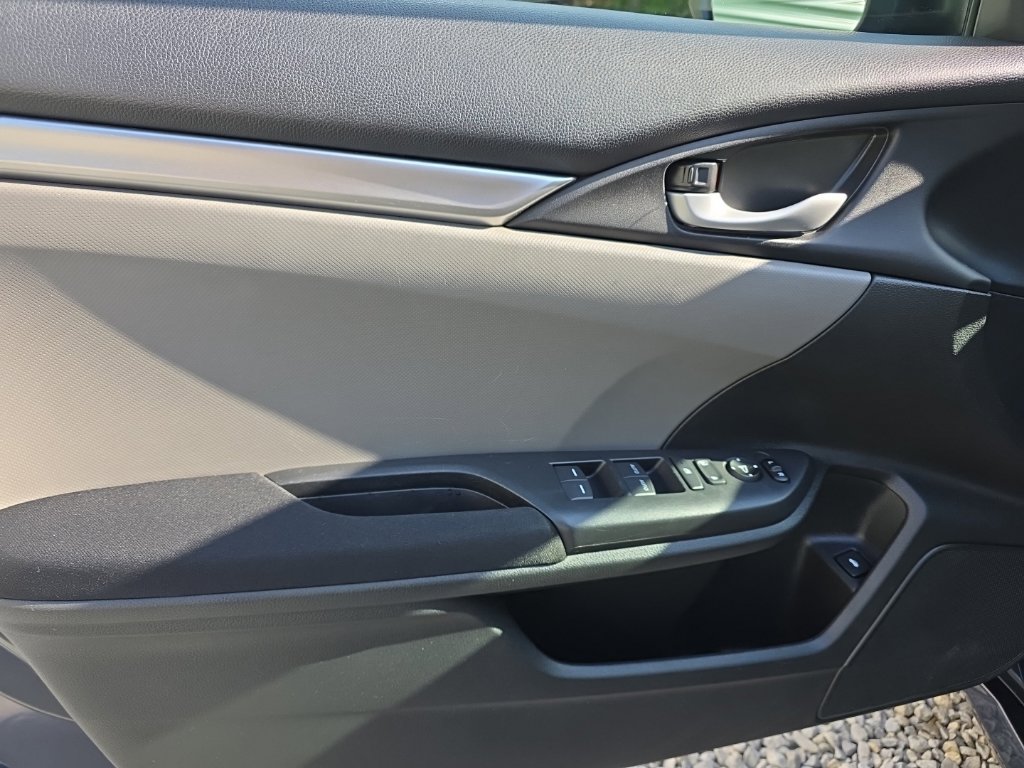 Used 2020 Honda Civic LX image 11