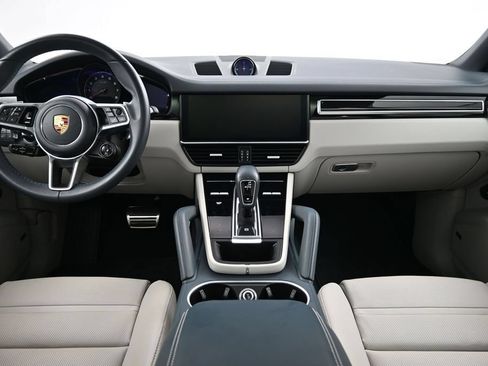 Certified 2023 Porsche Cayenne S AWD/4WD image 8