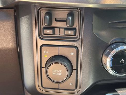 Certified 2025 Ford F450 King Ranch AWD/4WD image 42