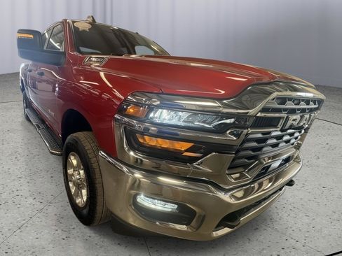 Used 2026 RAM 2500 Big Horn AWD/4WD image 7