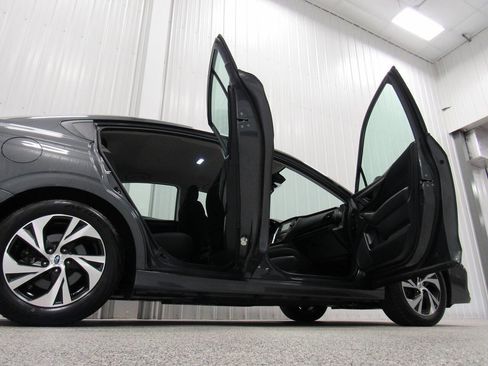 Used 2024 Subaru Legacy image 16