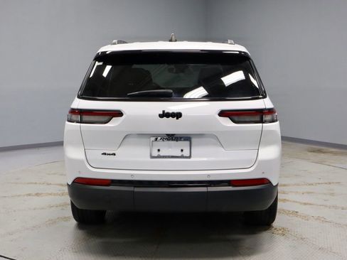 Used 2023 Jeep Grand Cherokee L Laredo AWD/4WD image 10