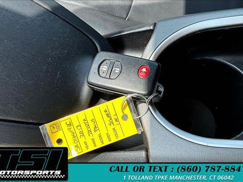 Used 2013 Toyota Prius Three image 11