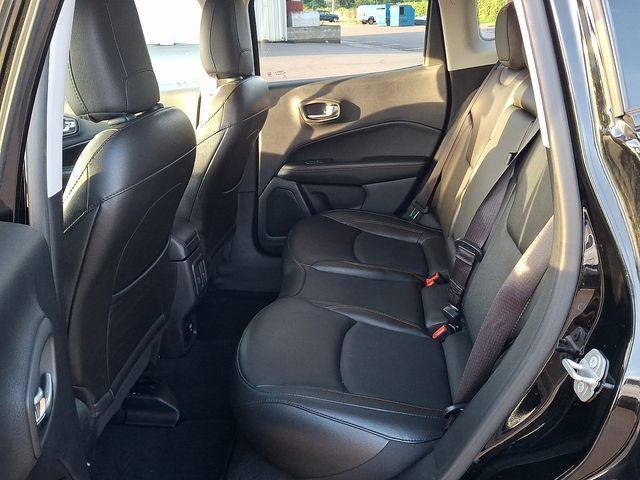 Used 2020 Jeep Compass Limited AWD/4WD image 9