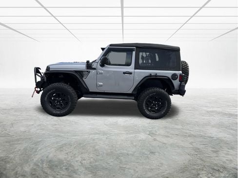 Used 2021 Jeep Wrangler Sport image 8