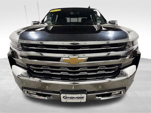 Used 2021 Chevrolet Silverado 1500 LTZ image 4