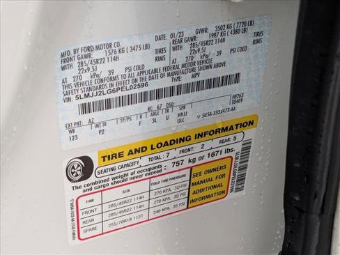 Used 2023 Lincoln Navigator Reserve image 22