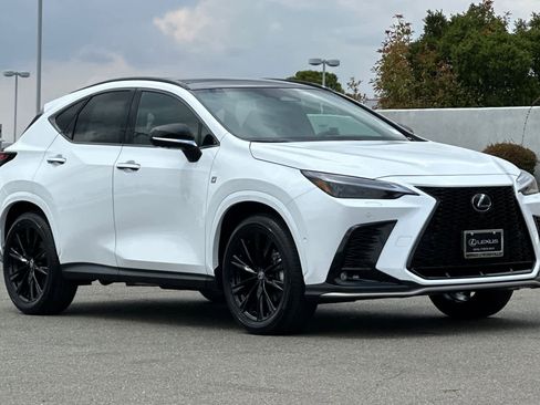 New 2026 Lexus NX 350h F Sport AWD/4WD image 5