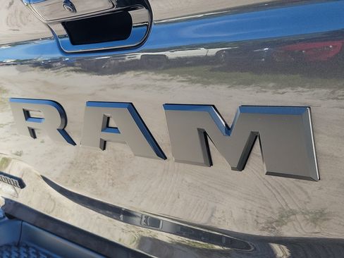 Used 2025 RAM 1500 Big Horn AWD/4WD image 6