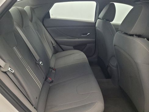 Used 2023 Hyundai Elantra SEL FWD image 19