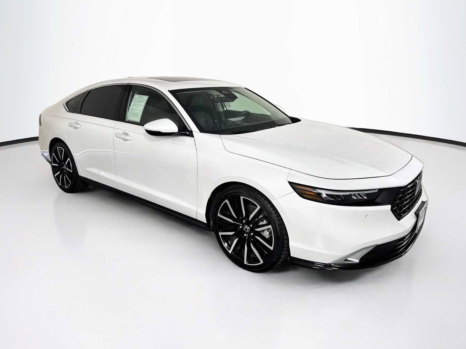 Certified 2024 Honda Accord Touring image 1