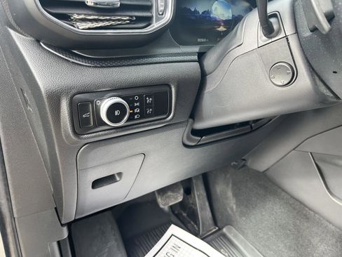 Certified 2023 Ford Explorer ST w/ Equipment Group 401A image 18