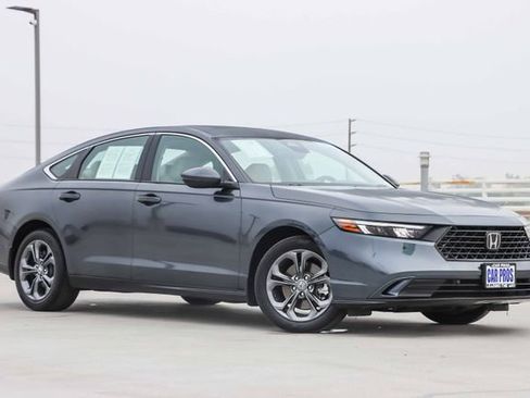 Certified 2024 Honda Accord EX-L image 2