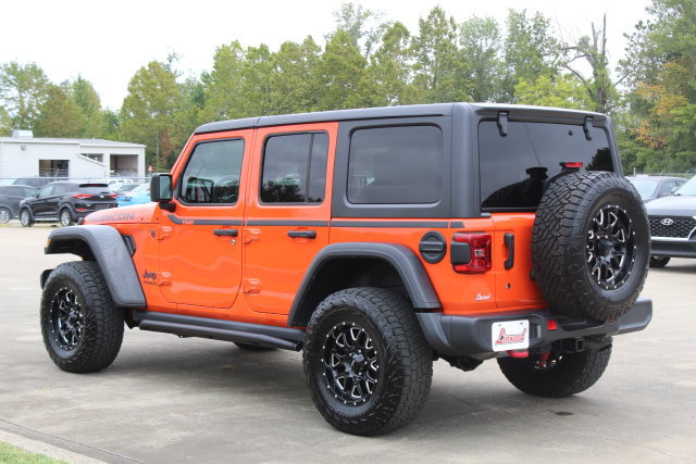 Used 2018 Jeep Wrangler Unlimited Rubicon AWD/4WD image 8