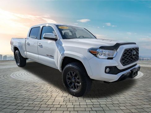 Used 2022 Toyota Tacoma SR5 image 2