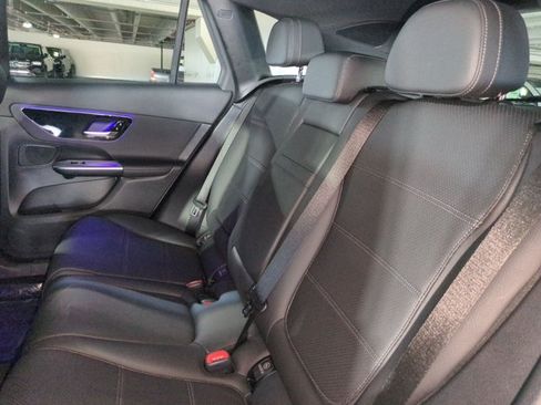 Used 2026 Mercedes-Benz GLC 300 image 17
