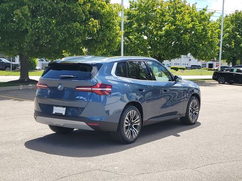 New 2026 BMW X3 xDrive30 w/ Premium Package AWD/4WD image 3