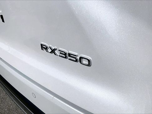 Used 2024 Lexus RX 350 FWD w/ Convenience Package image 10