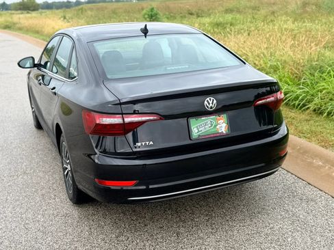 Used 2020 Volkswagen Jetta SE FWD image 17