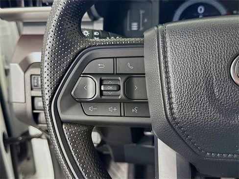 Used 2024 Toyota Tacoma 2WD Double Cab image 13
