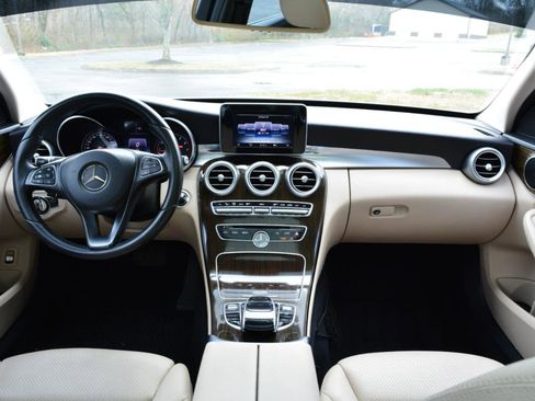 Used 2016 Mercedes-Benz C 300 4MATIC Sedan image 20
