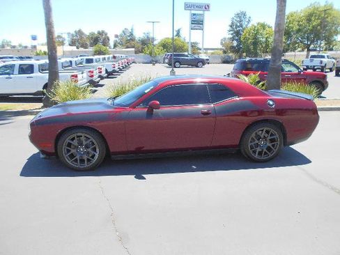 Used 2018 Dodge Challenger T/A RWD image 4