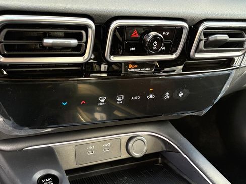 New 2026 Nissan Sentra SR image 12