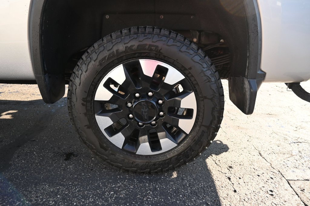 Used 2020 Chevrolet Silverado 3500 LT w/ All Star Edition AWD/4WD image 17