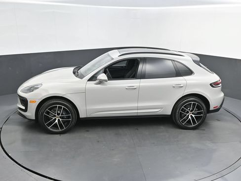 New 2026 Porsche Macan AWD/4WD image 29