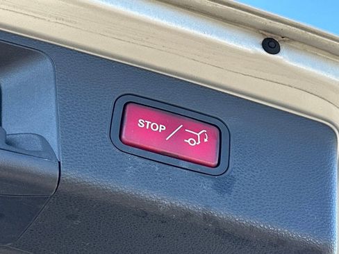 Used 2013 Mercedes-Benz GLK 350 4MATIC image 19