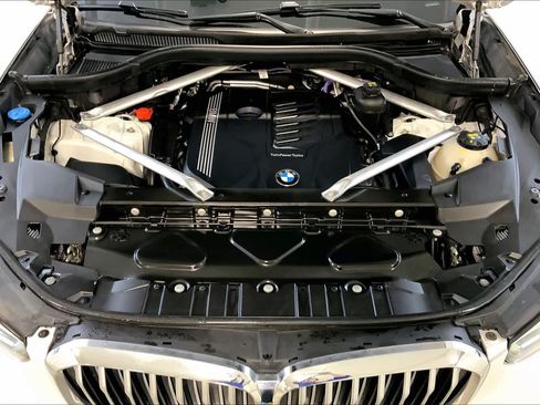 Used 2021 BMW X5 xDrive40i w/ Premium Essential Package AWD/4WD image 30